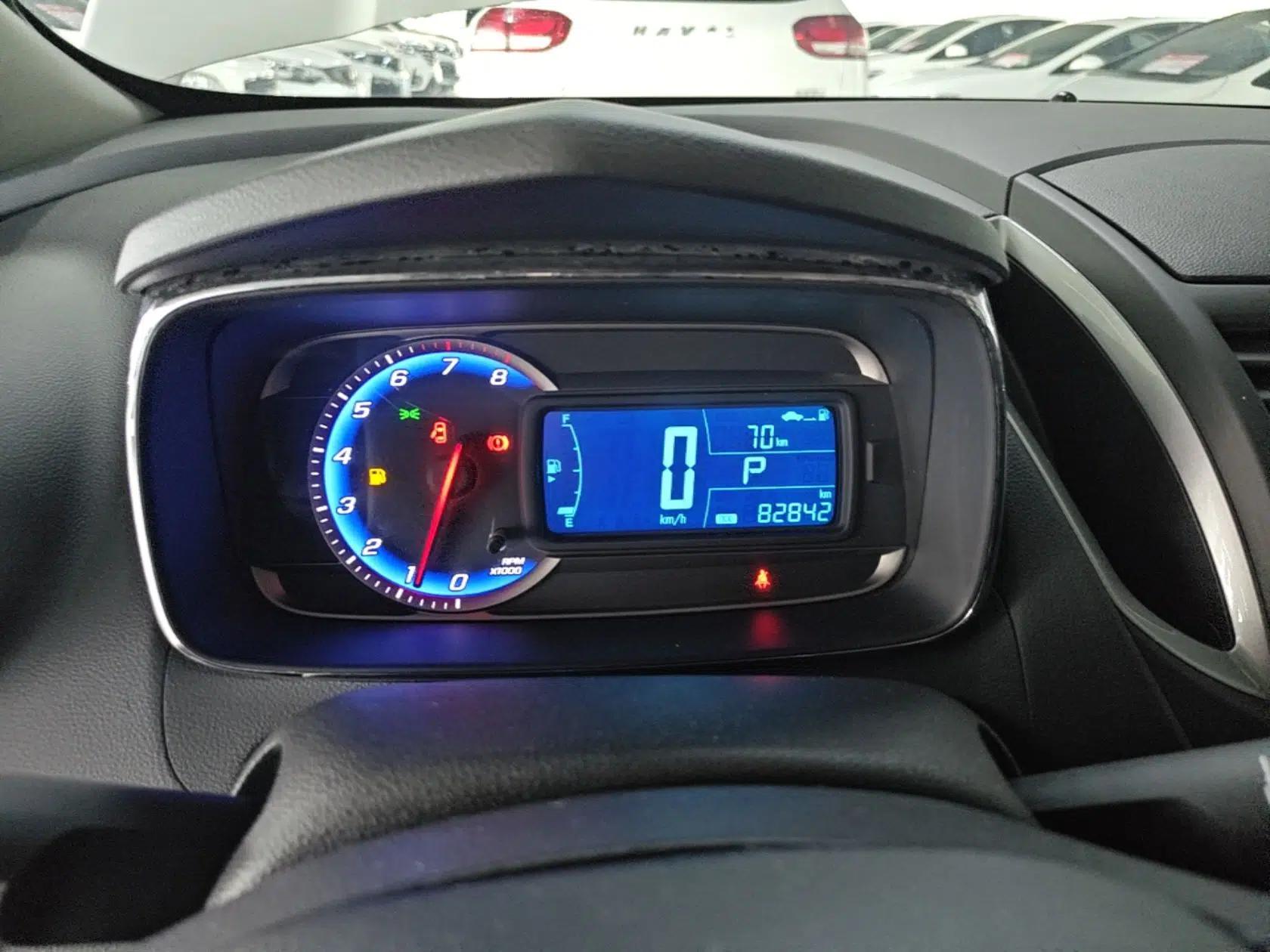 Chevrolet Trax 2016 1.4T Automatic Two-Wheel Drive Luxury Version — миниатюра 15
