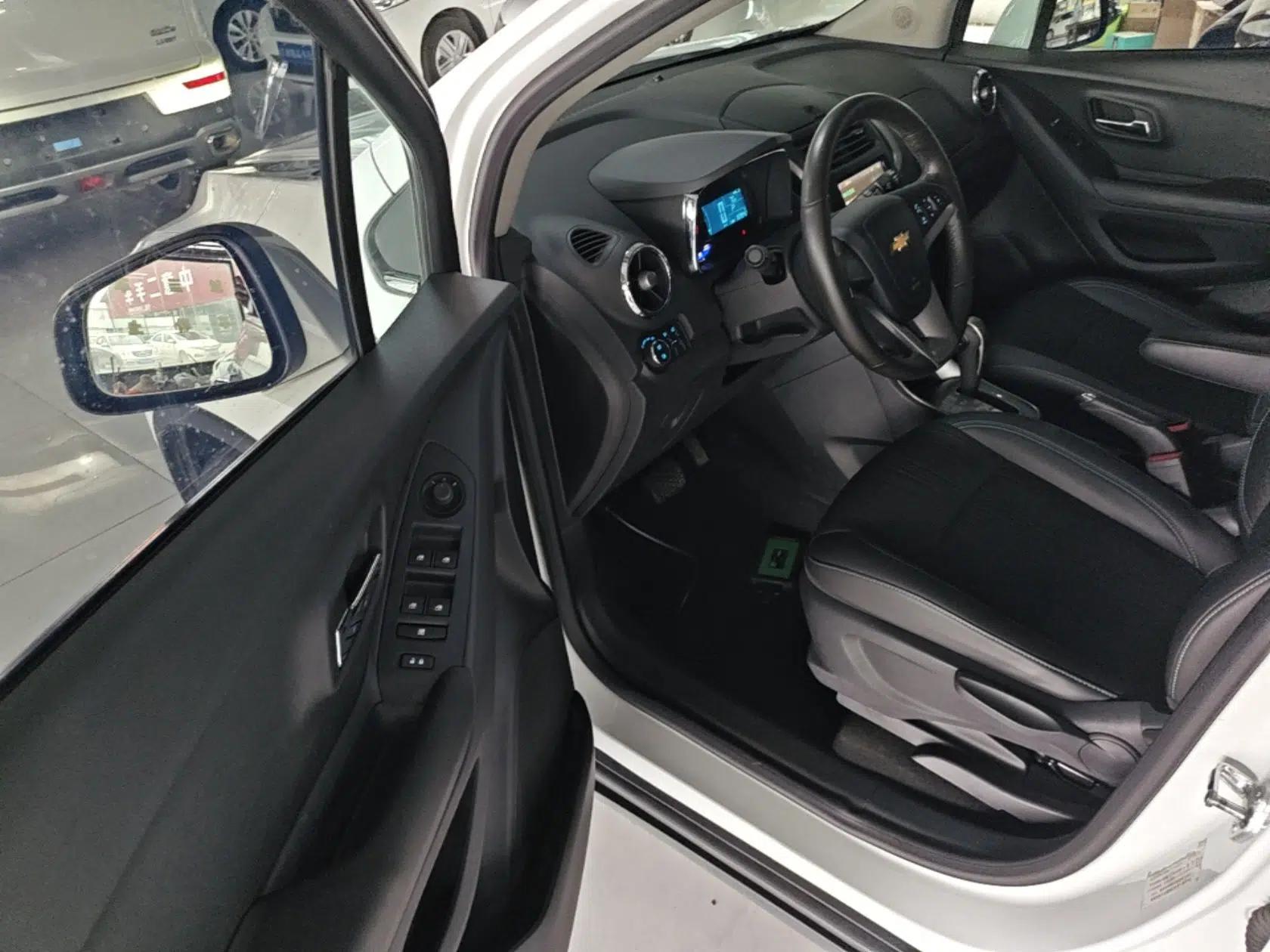 Chevrolet Trax 2016 1.4T Automatic Two-Wheel Drive Luxury Version — миниатюра 19