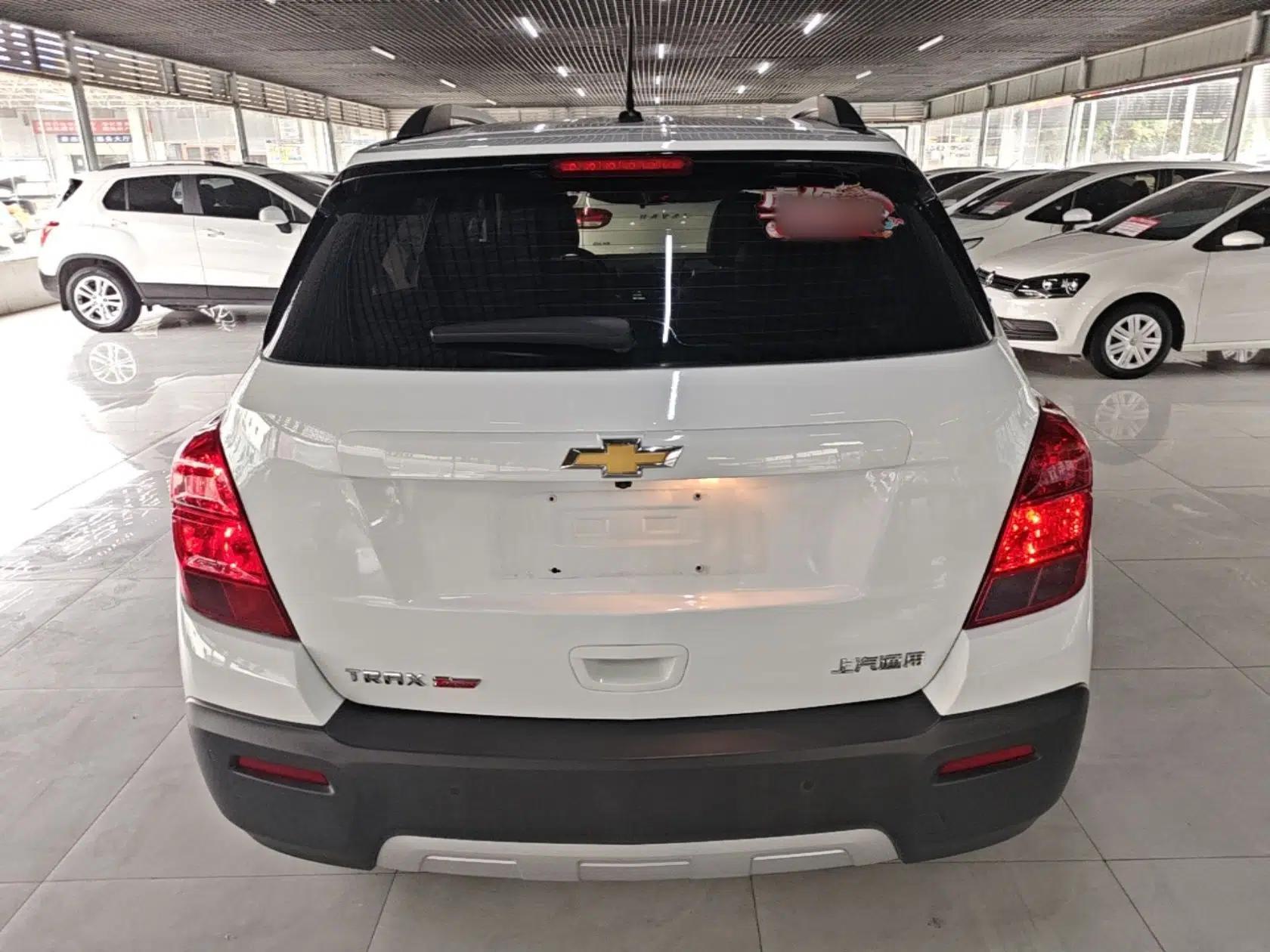 Chevrolet Trax 2016 1.4T Automatic Two-Wheel Drive Luxury Version — миниатюра 5