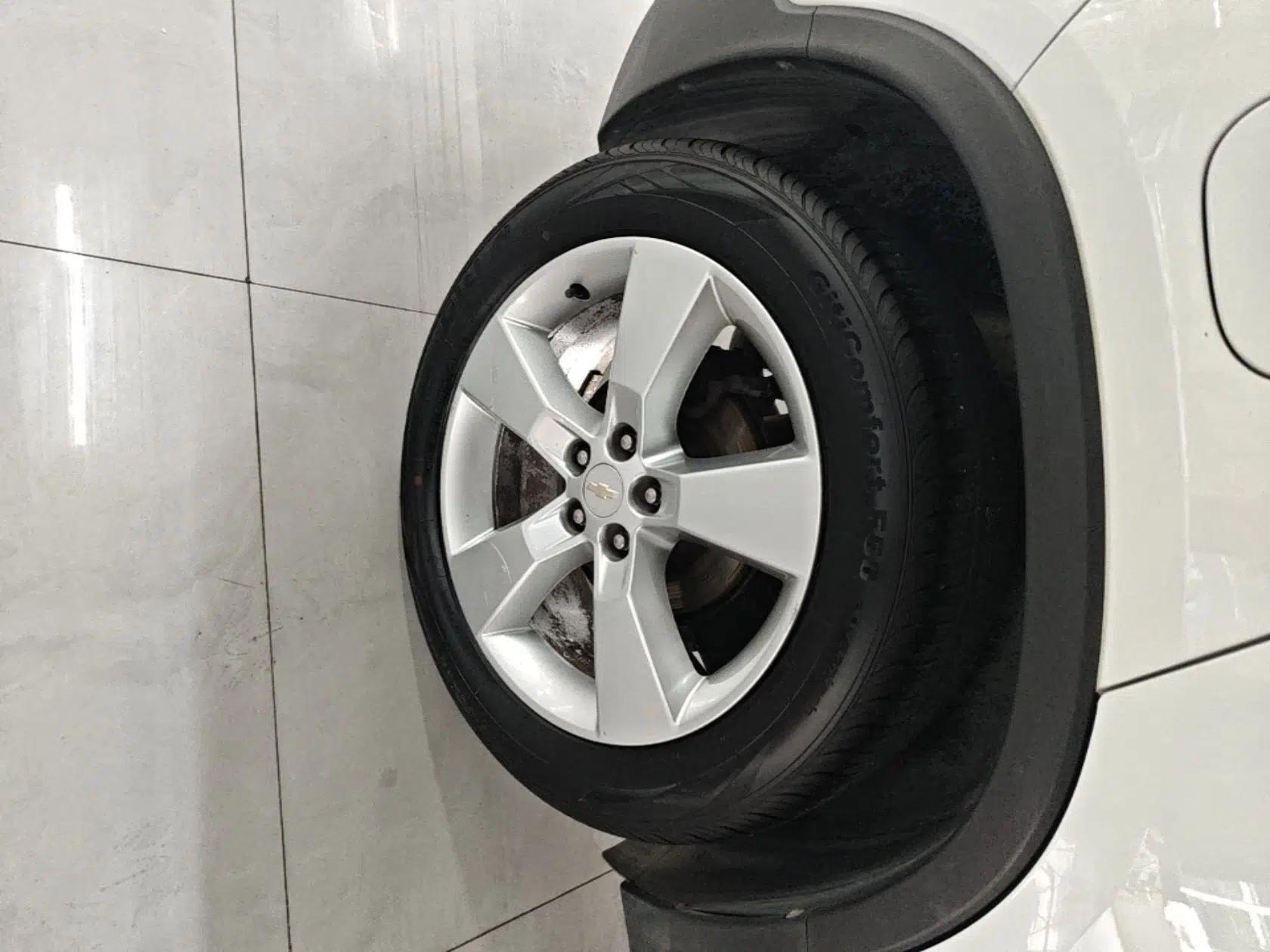 Chevrolet Trax 2016 1.4T Automatic Two-Wheel Drive Luxury Version — миниатюра 10