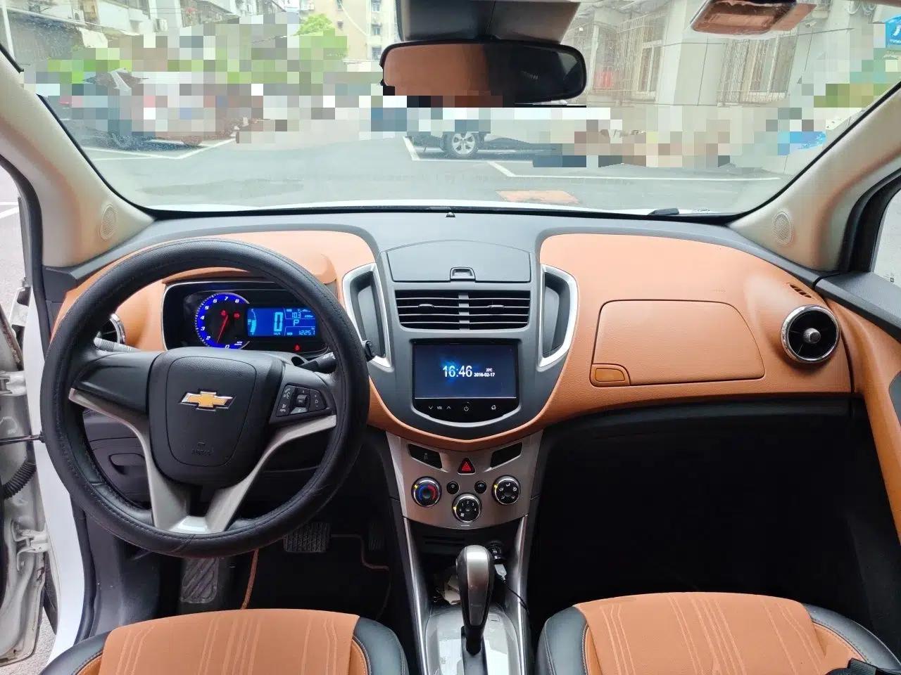 Chevrolet Trax 2016 1.4T Automatic Two-Wheel Drive Luxury Version — миниатюра 10