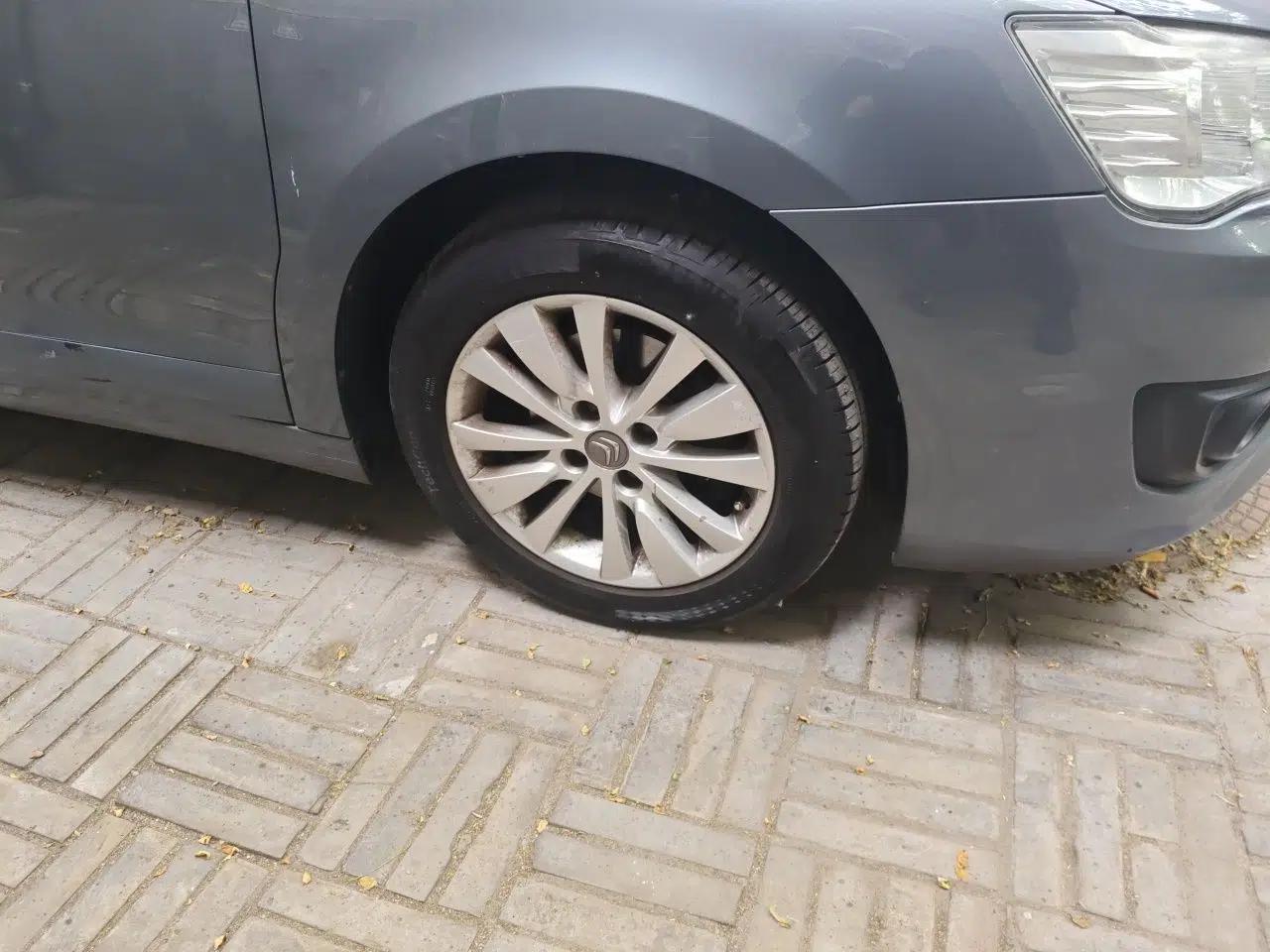 Citroen C-Quatre 2012 Sedan 2.0L Automatic Joyful Model — миниатюра 8