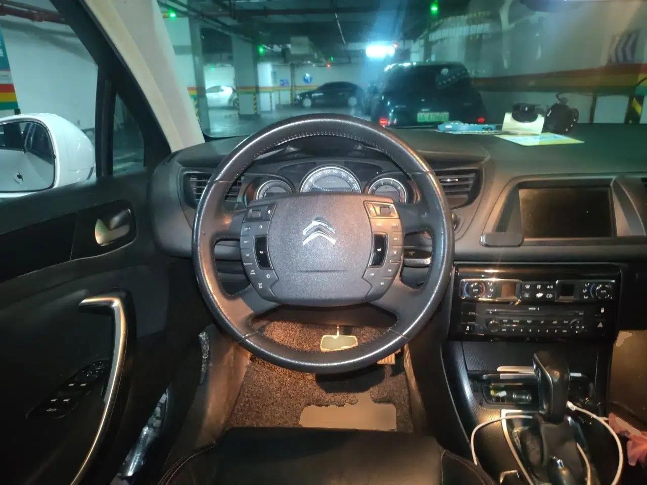 Citroen C5 2014 1.6T Automatic Prestige Model — миниатюра 11