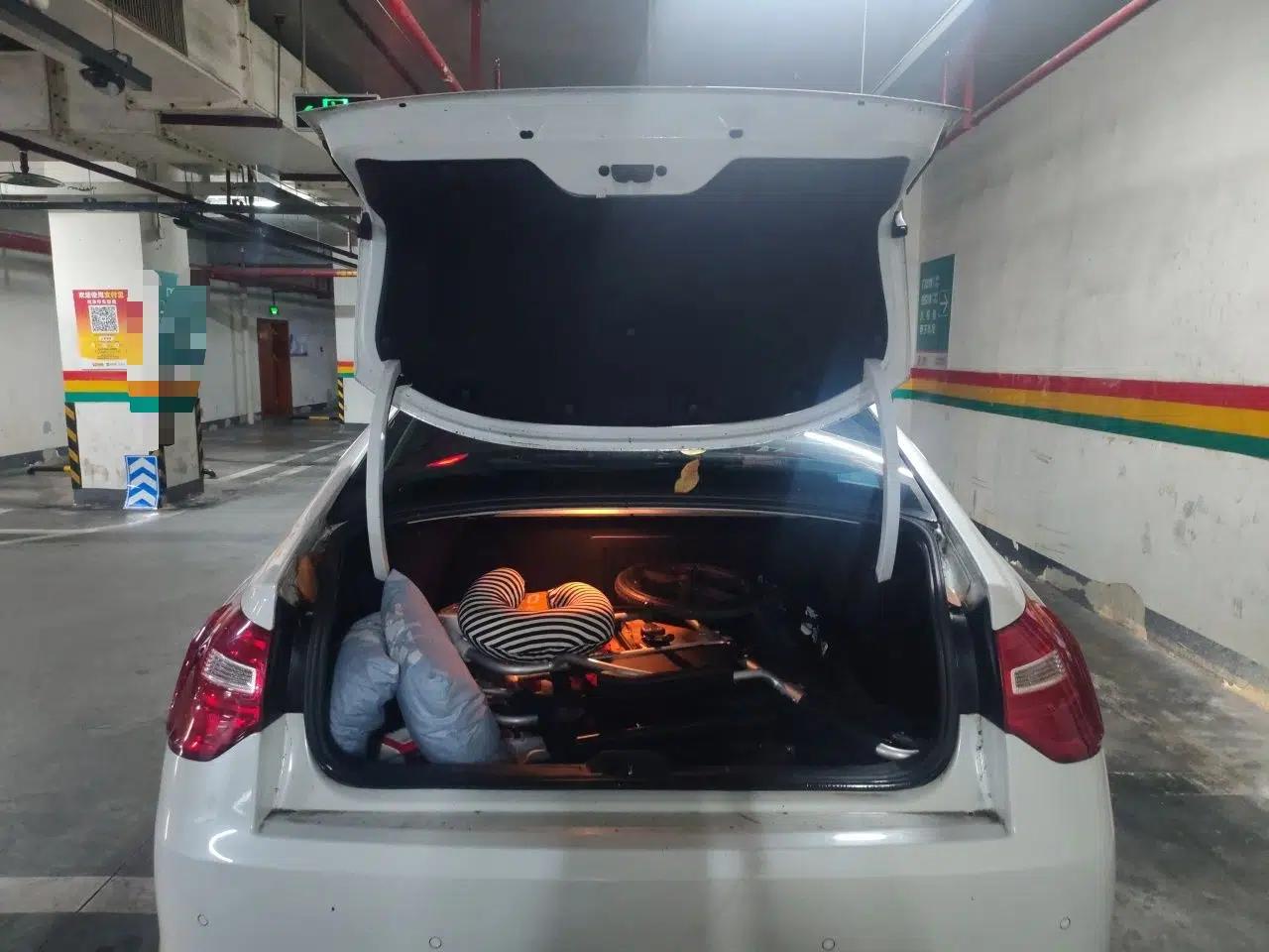 Citroen C5 2014 1.6T Automatic Prestige Model — миниатюра 20
