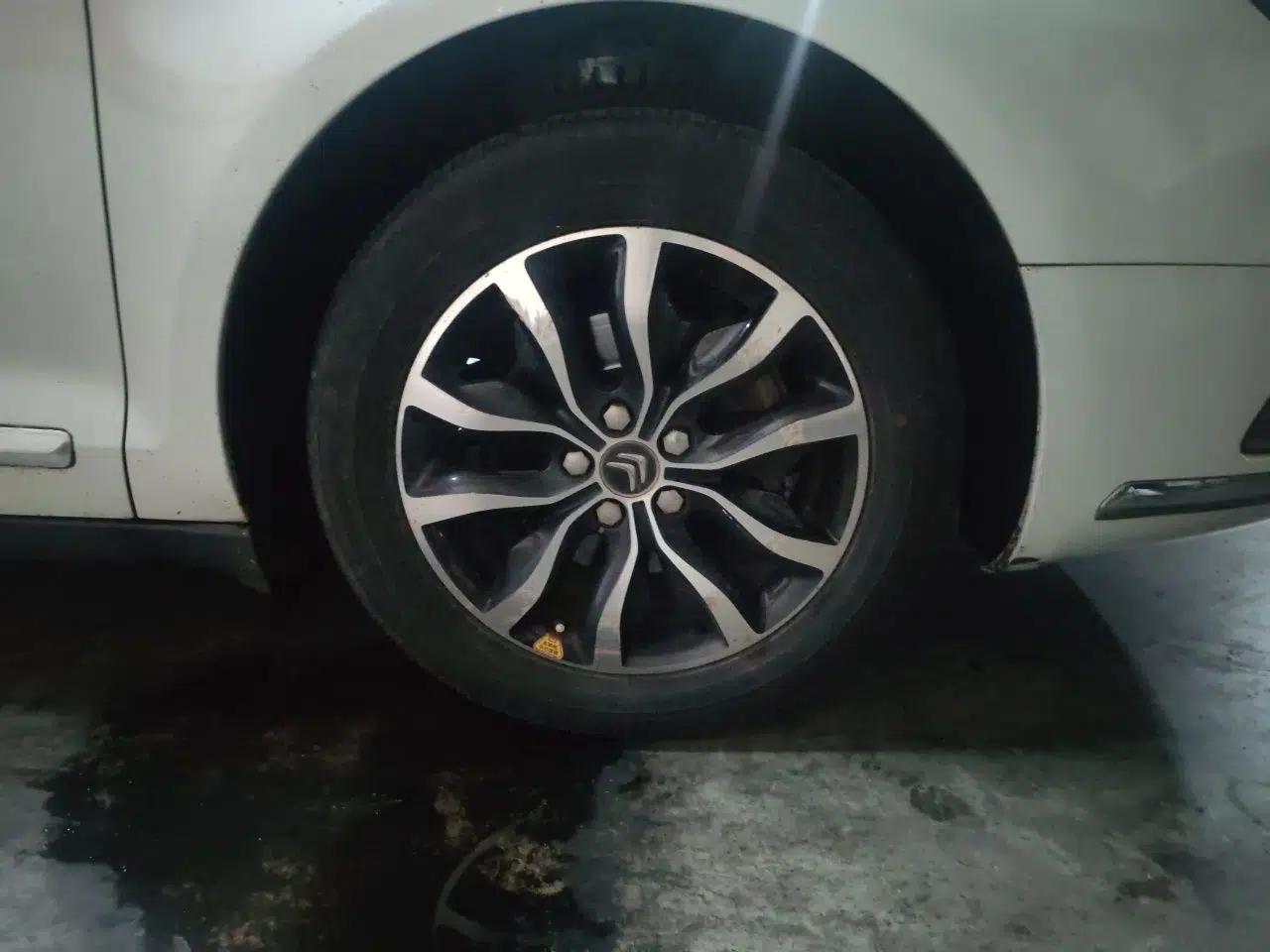 Citroen C5 2014 1.6T Automatic Prestige Model — миниатюра 8
