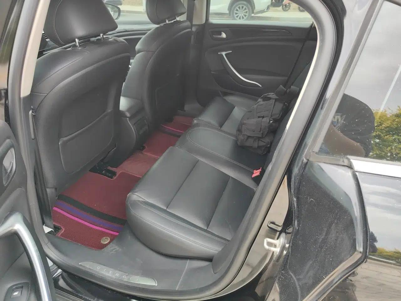 Citroen C5 2014 2.0L Automatic Luxury Edition — миниатюра 18