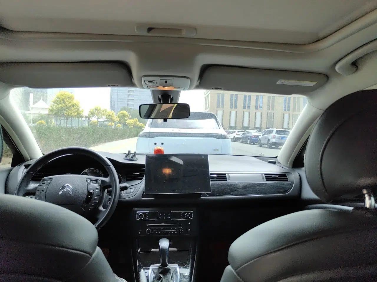 Citroen C5 2014 2.0L Automatic Luxury Edition — миниатюра 19