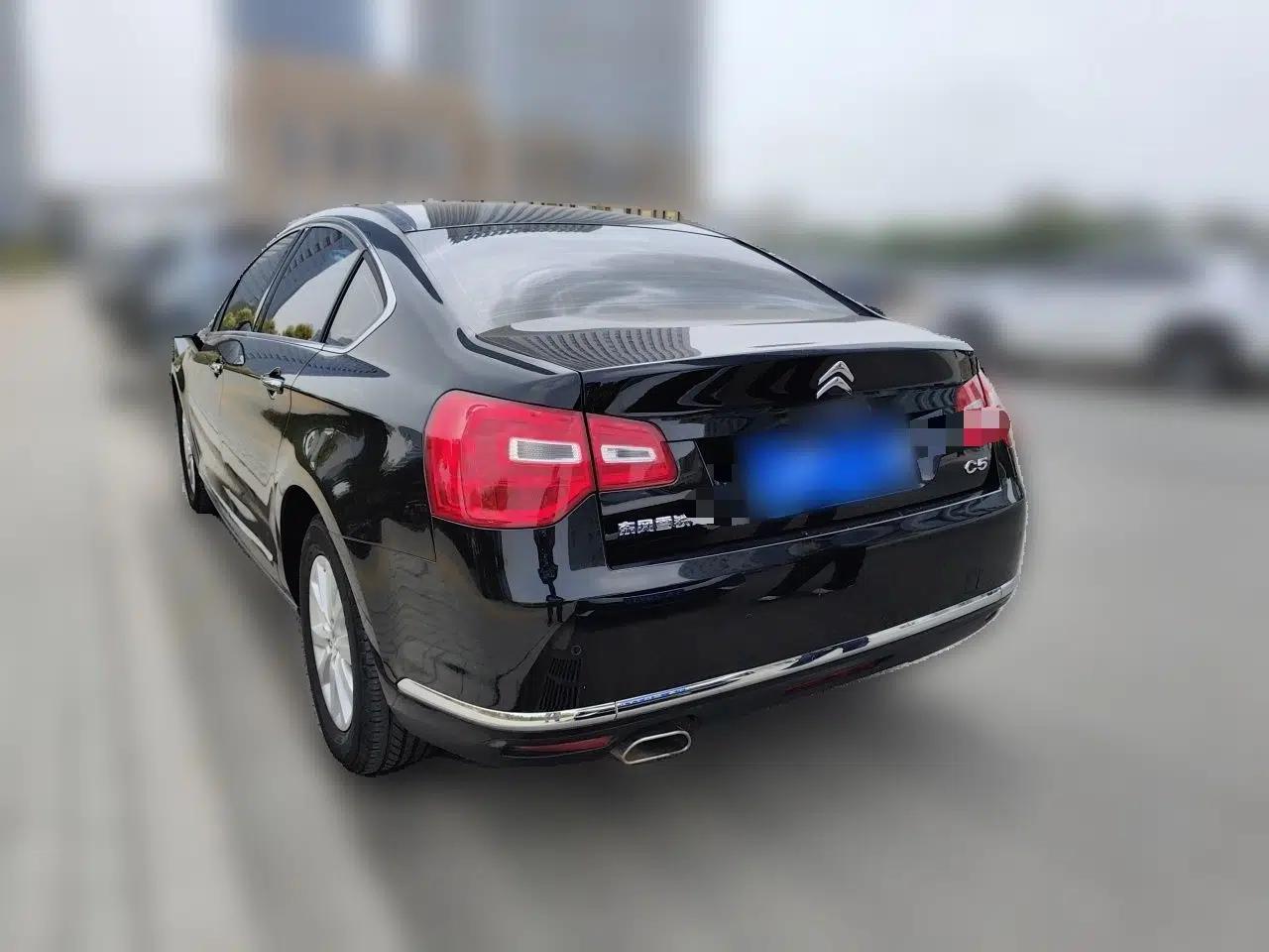 Citroen C5 2014 2.0L Automatic Luxury Edition — миниатюра 4