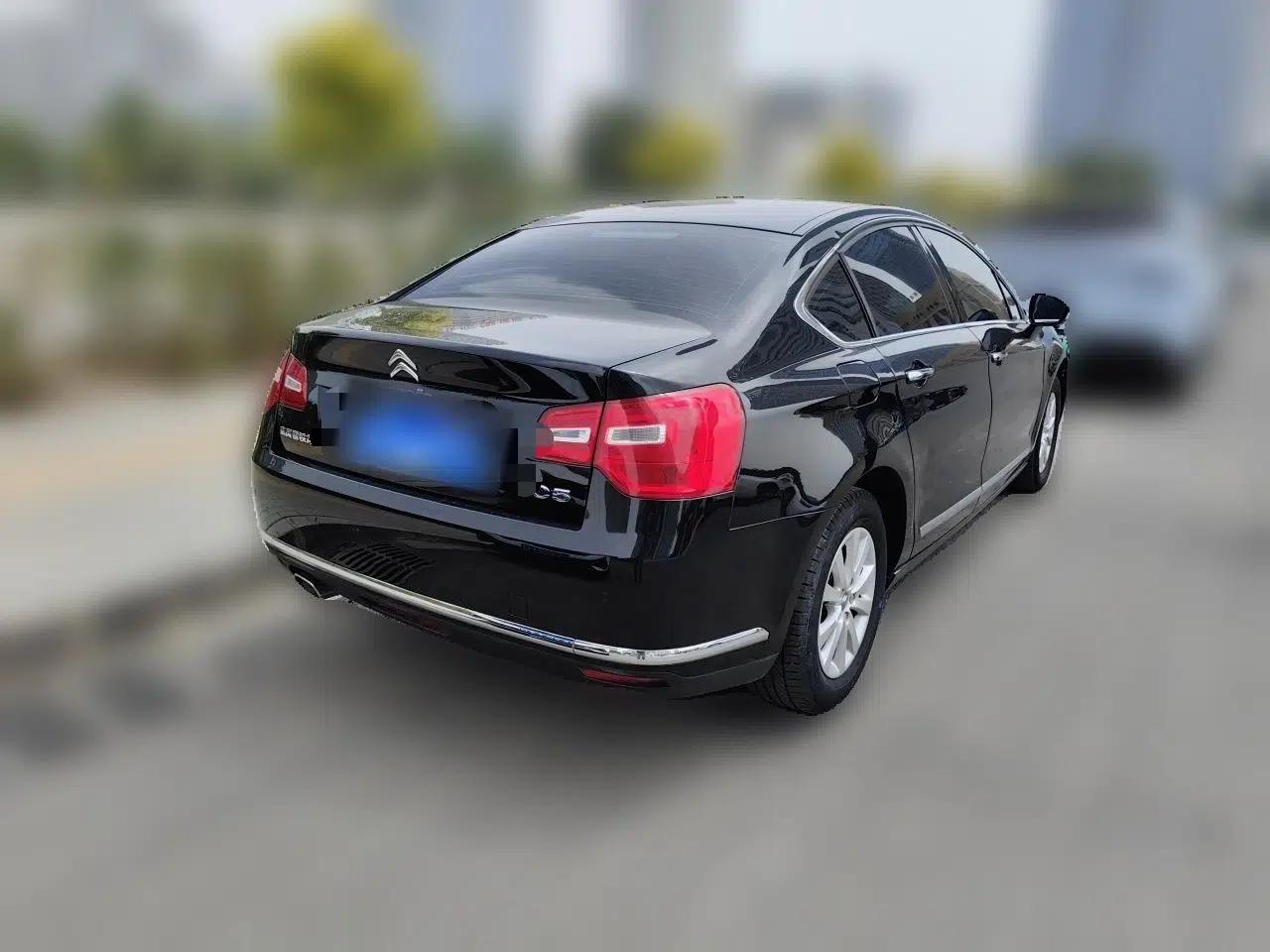 Citroen C5 2014 2.0L Automatic Luxury Edition — миниатюра 6