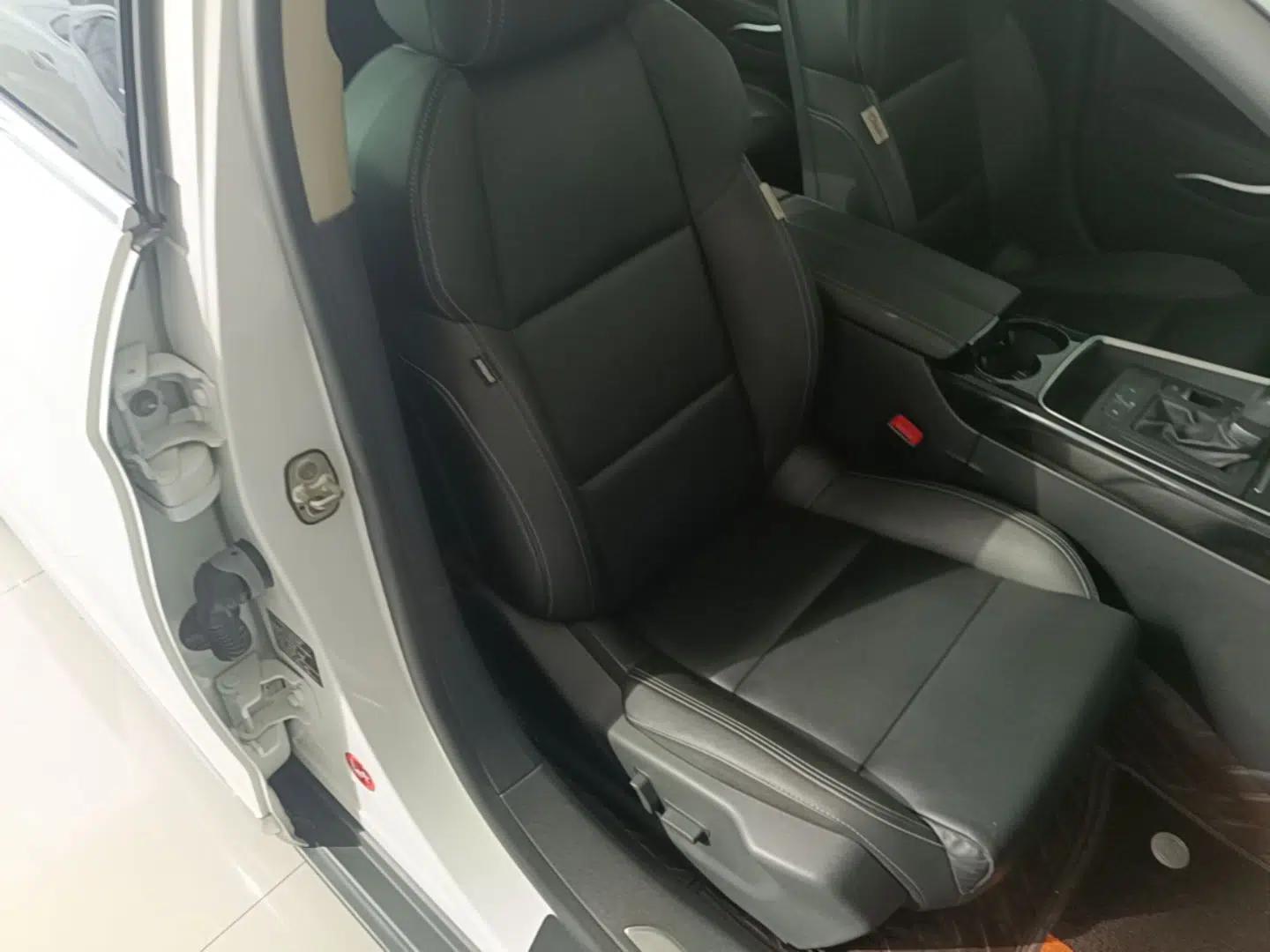 Citroen C5 2019 350THP ORIGINS Centennial Luxury Edition — миниатюра 23