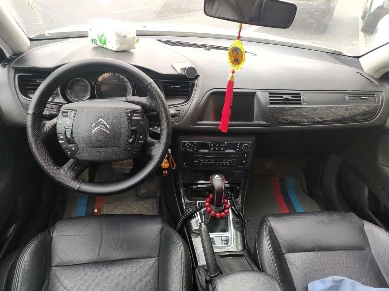Citroen C5 2014 2.0L Automatic Luxury Edition — миниатюра 10