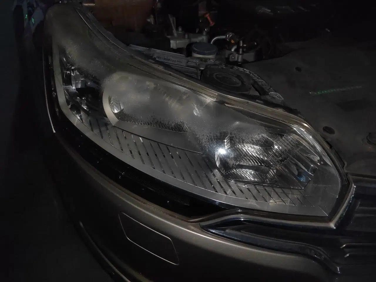 Citroen C5 2013 2.0L Automatic Luxury Model — миниатюра 7