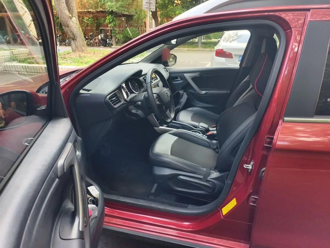 Citroen C3-XR 2015 1.6L Automatic Pioneer Model — миниатюра 17