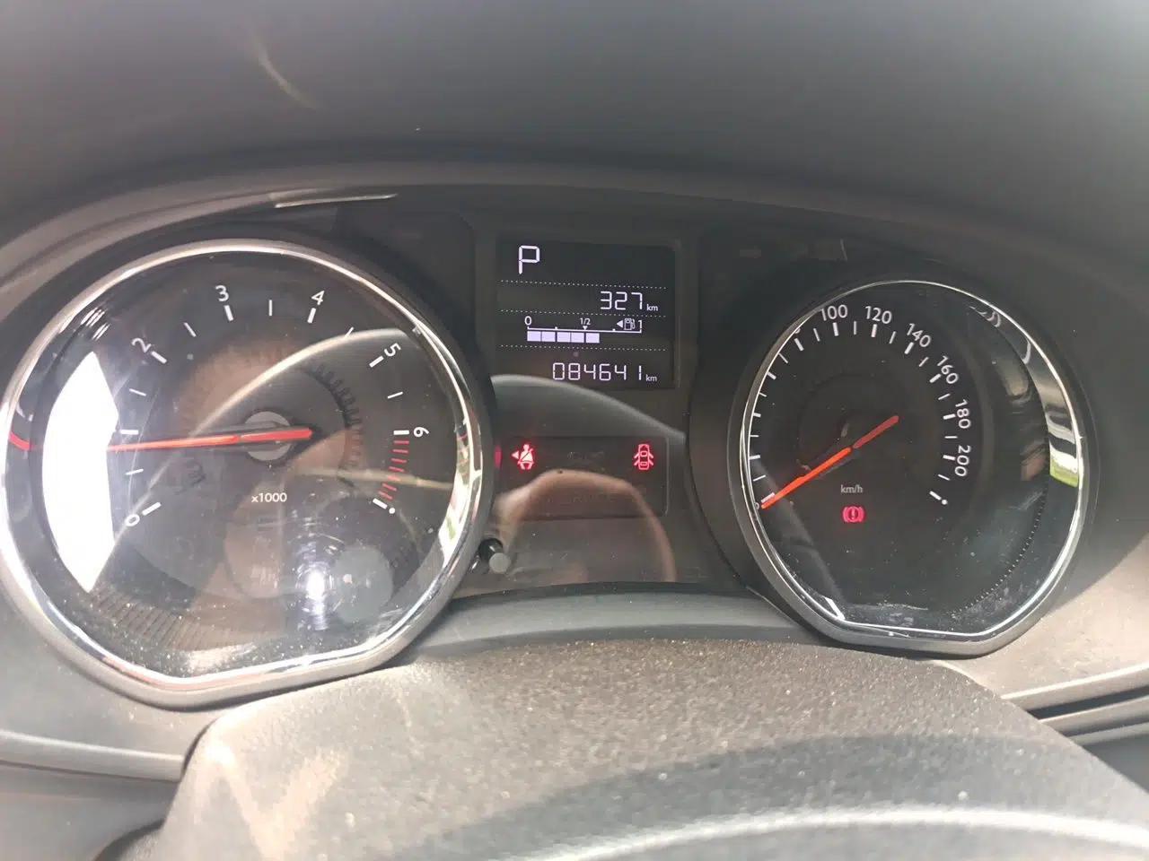 Citroen C3-XR 2015 1.6THP Automatic Smart Model — миниатюра 12