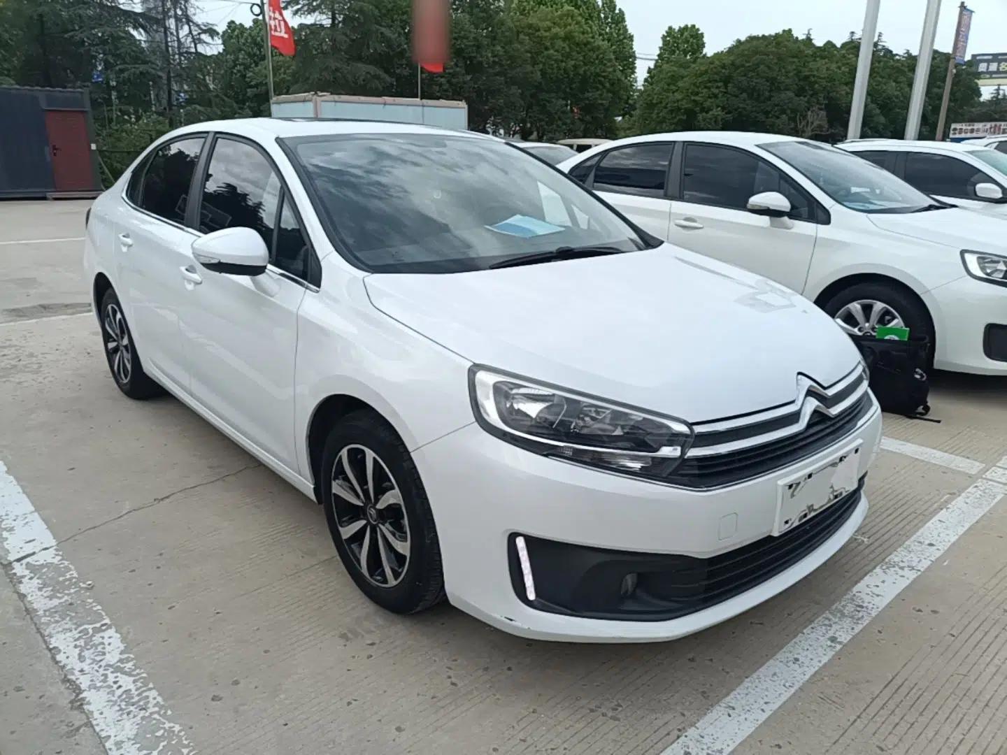 Citroen C4 Sega 2018 1.6L Manual Luxury Model — миниатюра 3