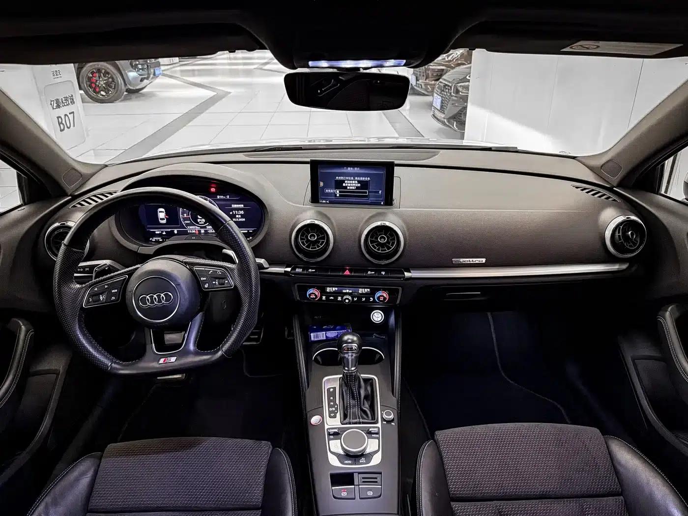Audi S3 2017 Facelift S3 2.0T Limousine — миниатюра 11