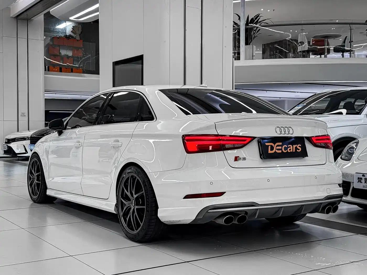 Audi S3 2017 Facelift S3 2.0T Limousine — миниатюра 4