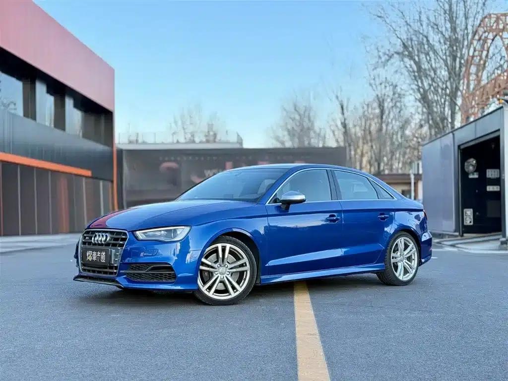 Audi S3 2015 Model S3 2.0T Limousine — миниатюра 1