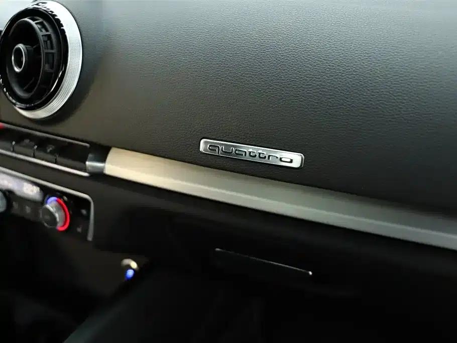 Audi S3 2015 Model S3 2.0T Limousine — миниатюра 12