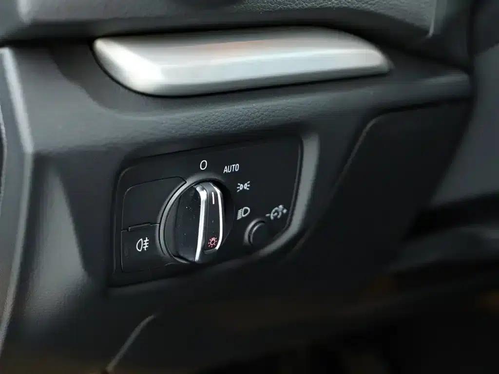Audi S3 2015 Model S3 2.0T Limousine — миниатюра 15