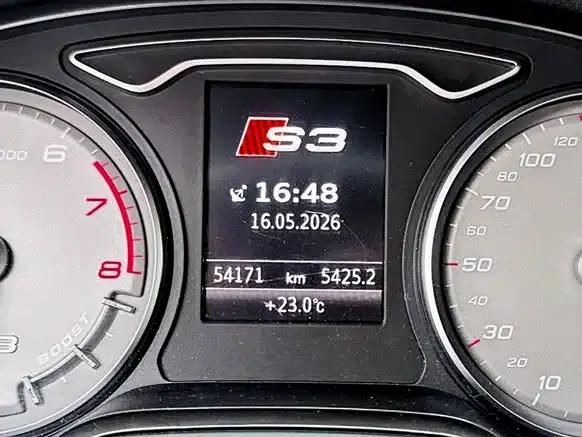 Audi S3 2015 Model S3 2.0T Limousine — миниатюра 5