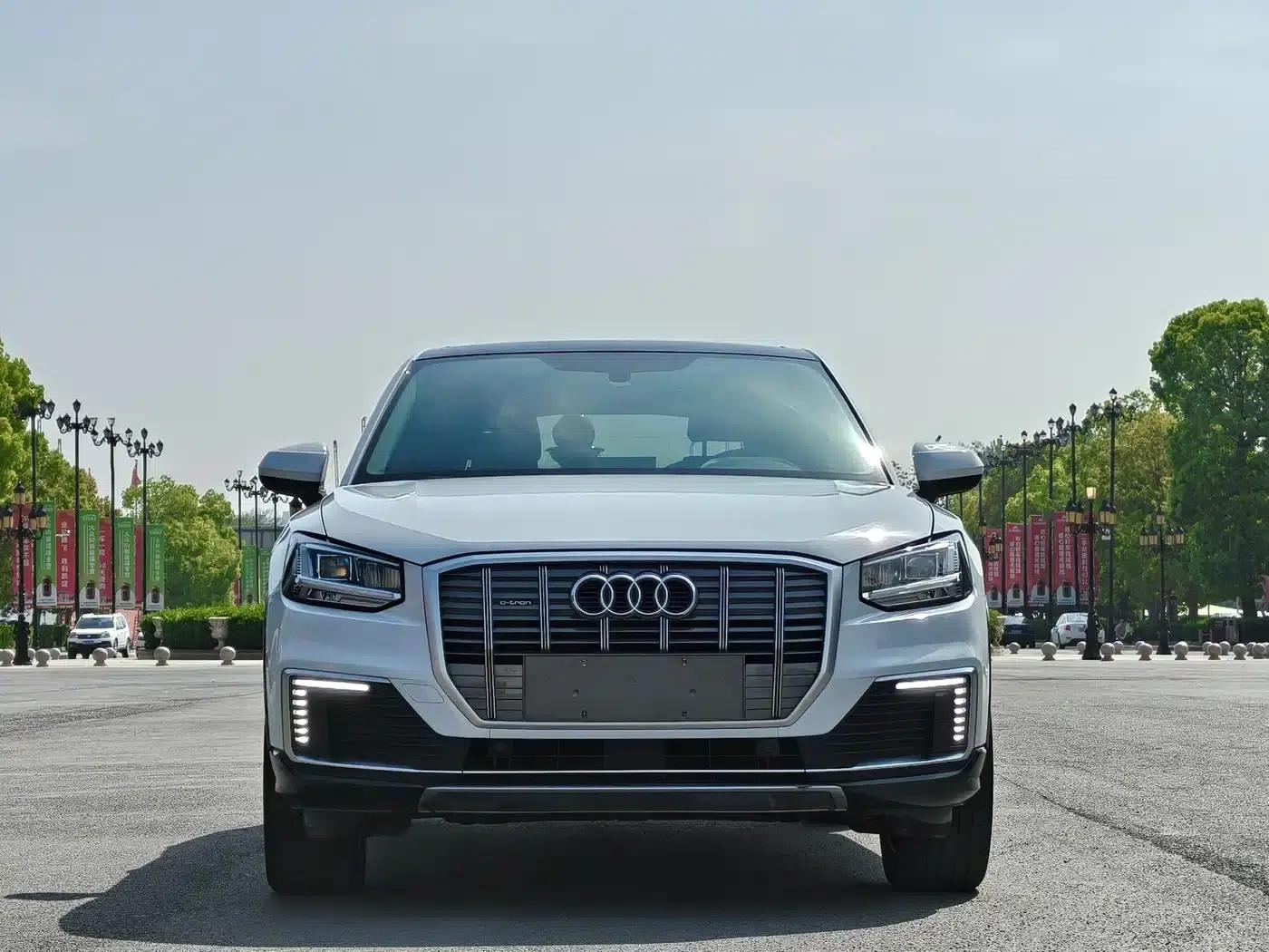 Audi Q2L e-tron 2019 Q2L e-tron Pure Electric Smart Edition — миниатюра 2