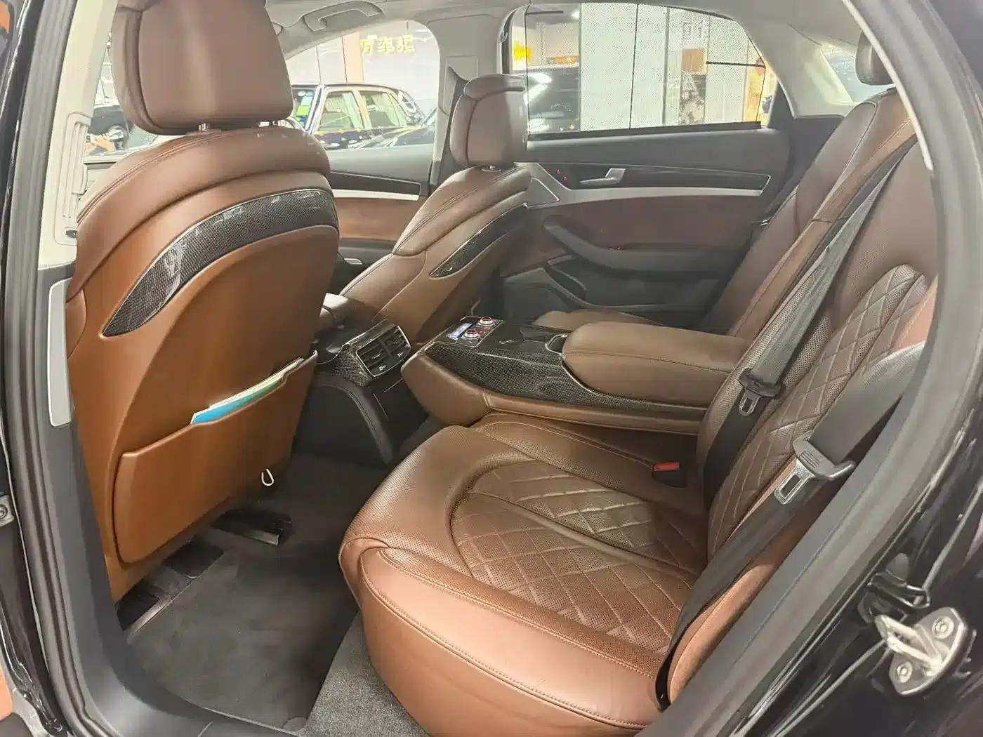 2013 Audi S8 4.0TFSI quattro — миниатюра 4