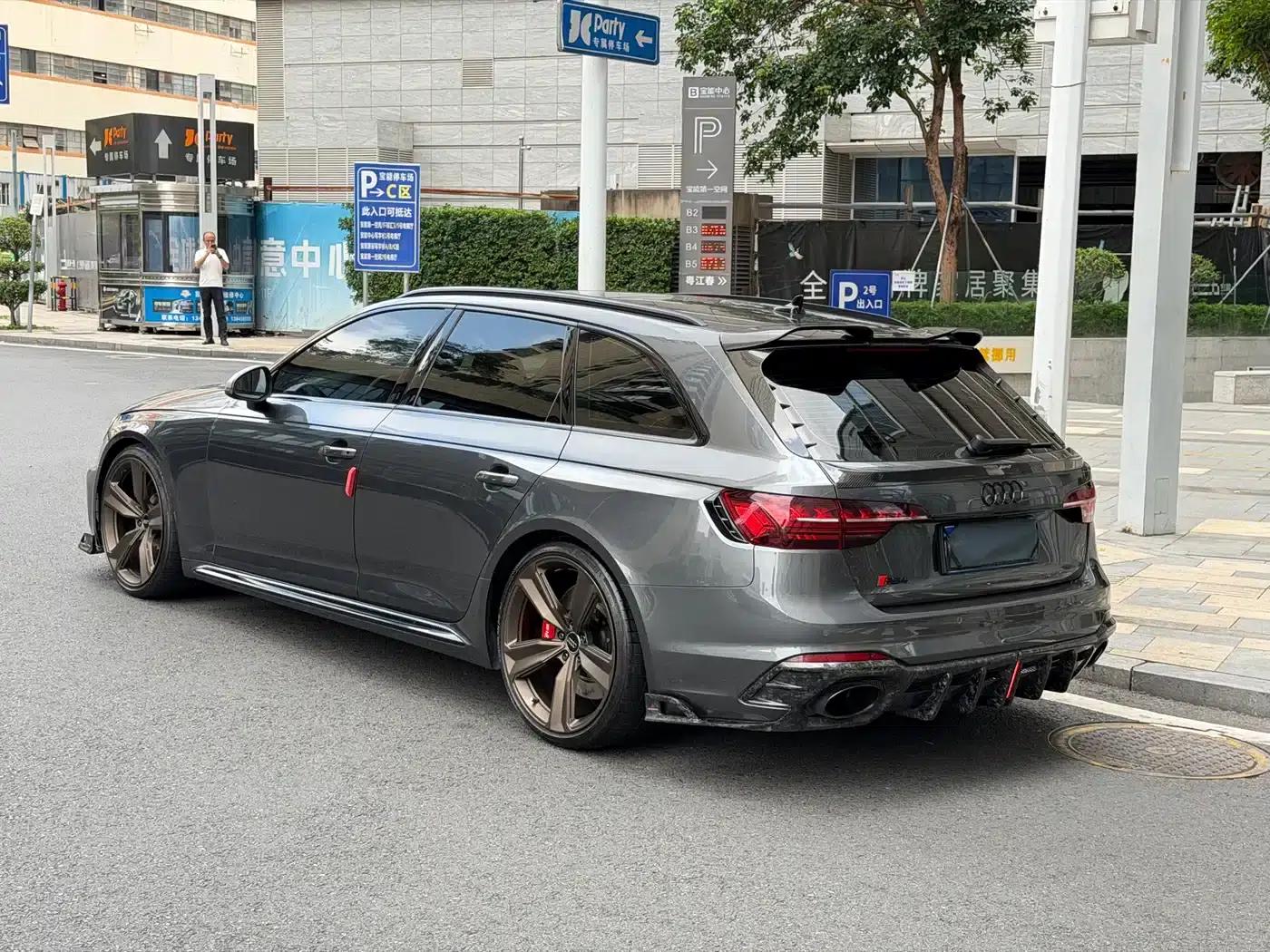 2021 Audi RS 4 RS4 Avant Obsidian Edition — миниатюра 12