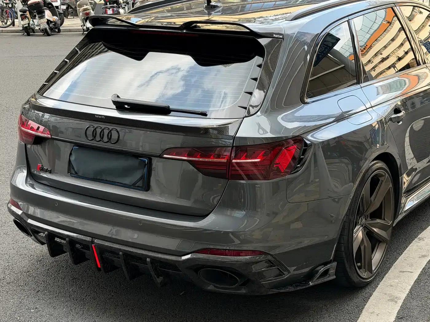 2021 Audi RS 4 RS4 Avant Obsidian Edition — миниатюра 13