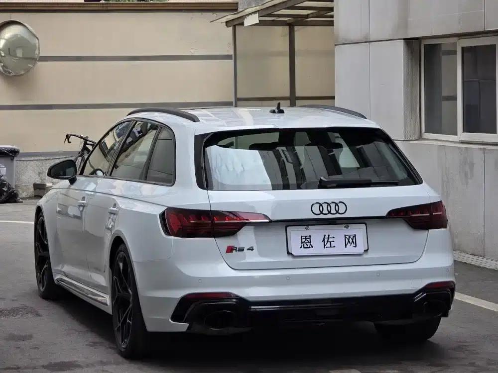 2024 Audi RS 4 RS4 Avant Sport Edition — миниатюра 12