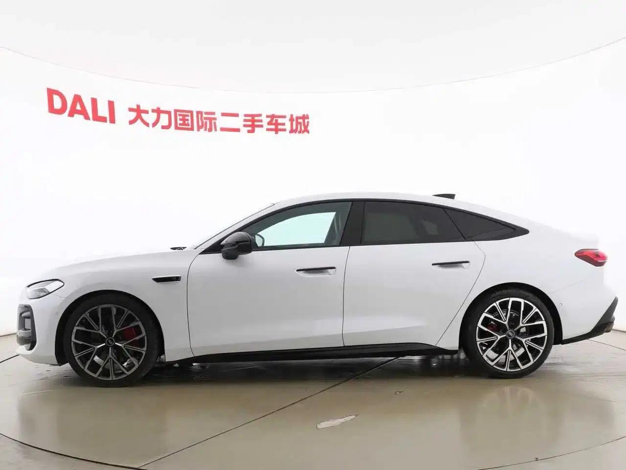 2026 Audi A5L Sportback, refreshed TFSI 150kW intelligent quattro model — миниатюра 4