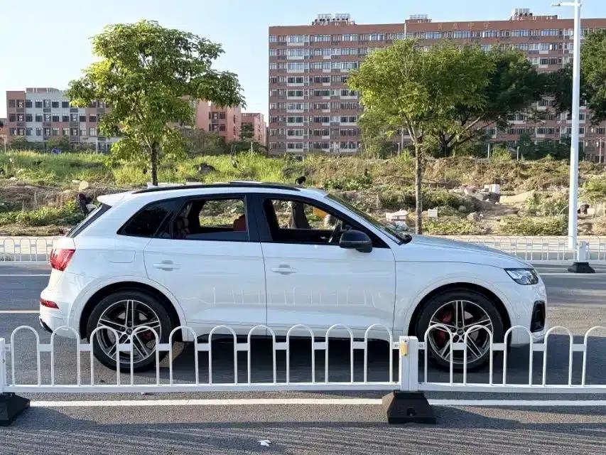 Audi SQ5 2023 3.0 TFSI quattro — миниатюра 5