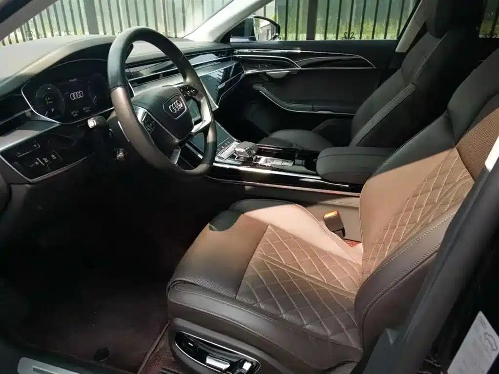 Audi A8 PHEV 2022 A8L 60 TFSIe quattro Collector's Edition — миниатюра 2