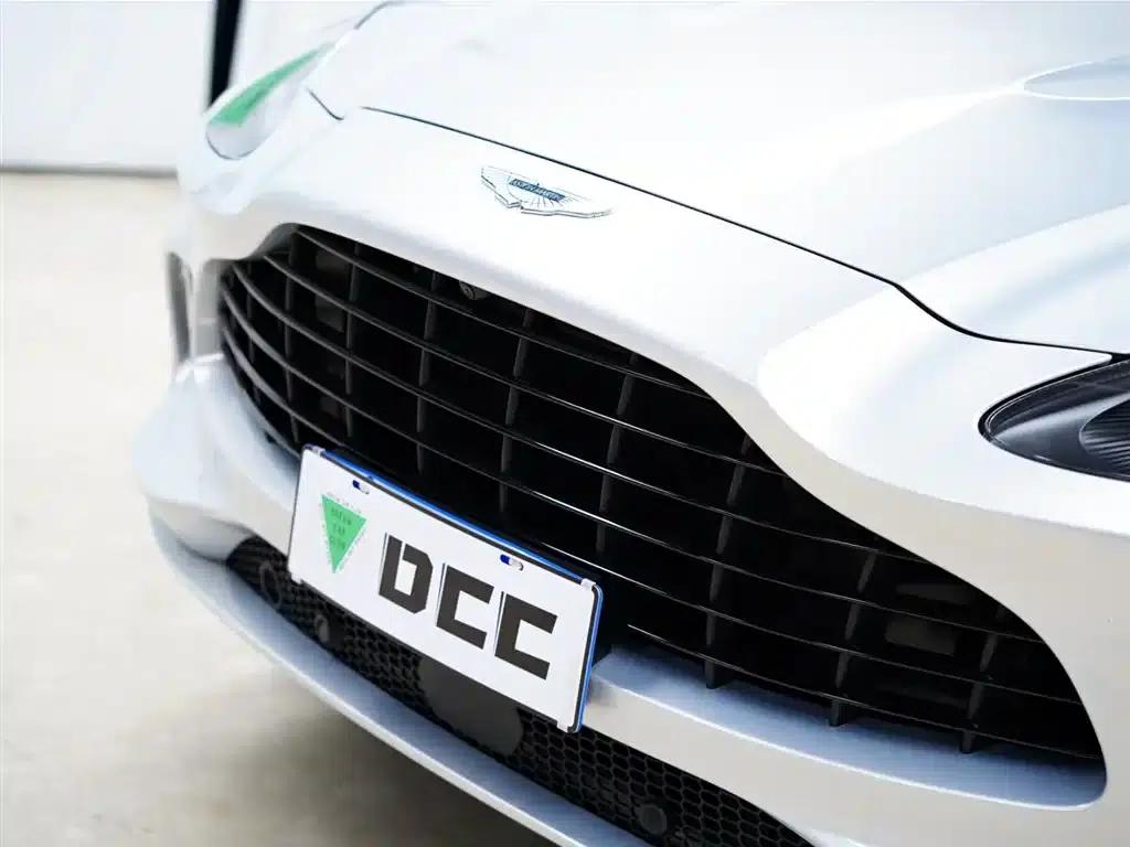 2022 Aston Martin DBX 4.0T V8 — миниатюра 17