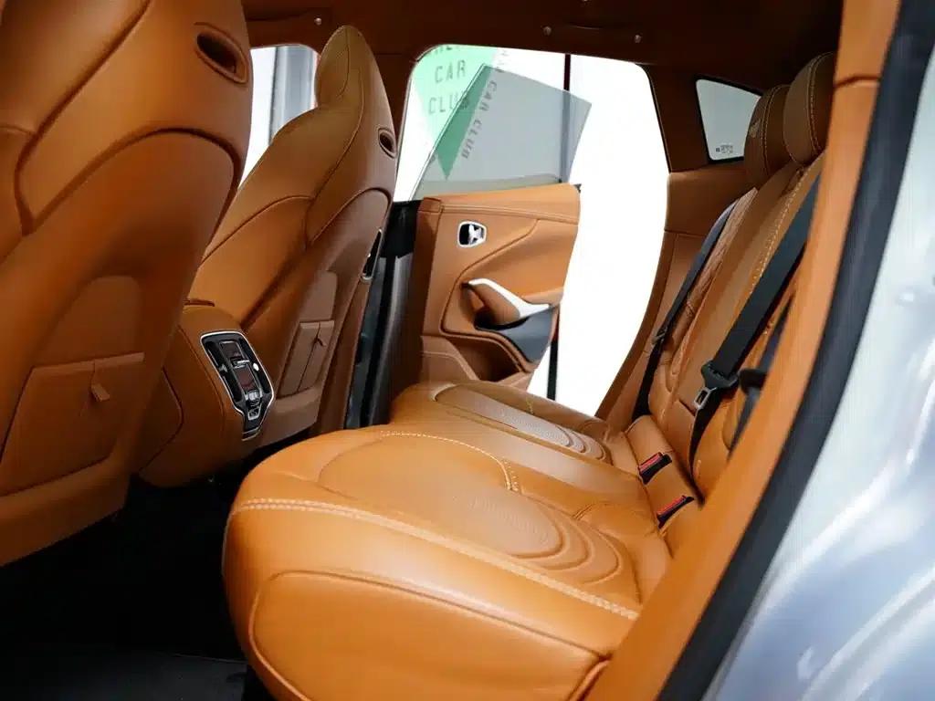 2022 Aston Martin DBX 4.0T V8 — миниатюра 35