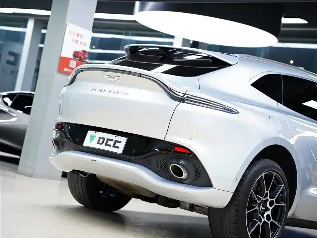 2022 Aston Martin DBX 4.0T V8 — миниатюра 5