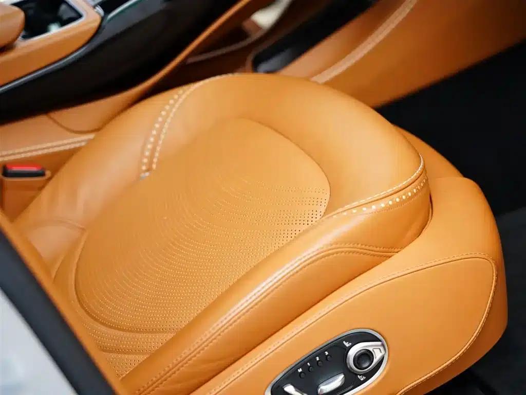 2022 Aston Martin DBX 4.0T V8 — миниатюра 43