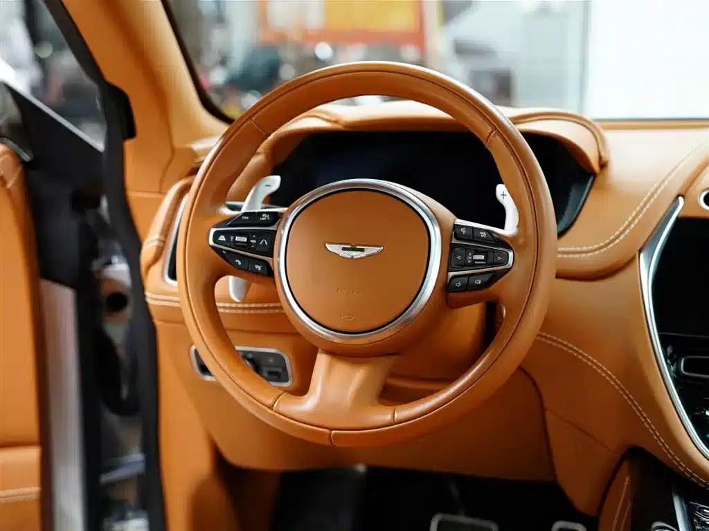 2022 Aston Martin DBX 4.0T V8 — миниатюра 48