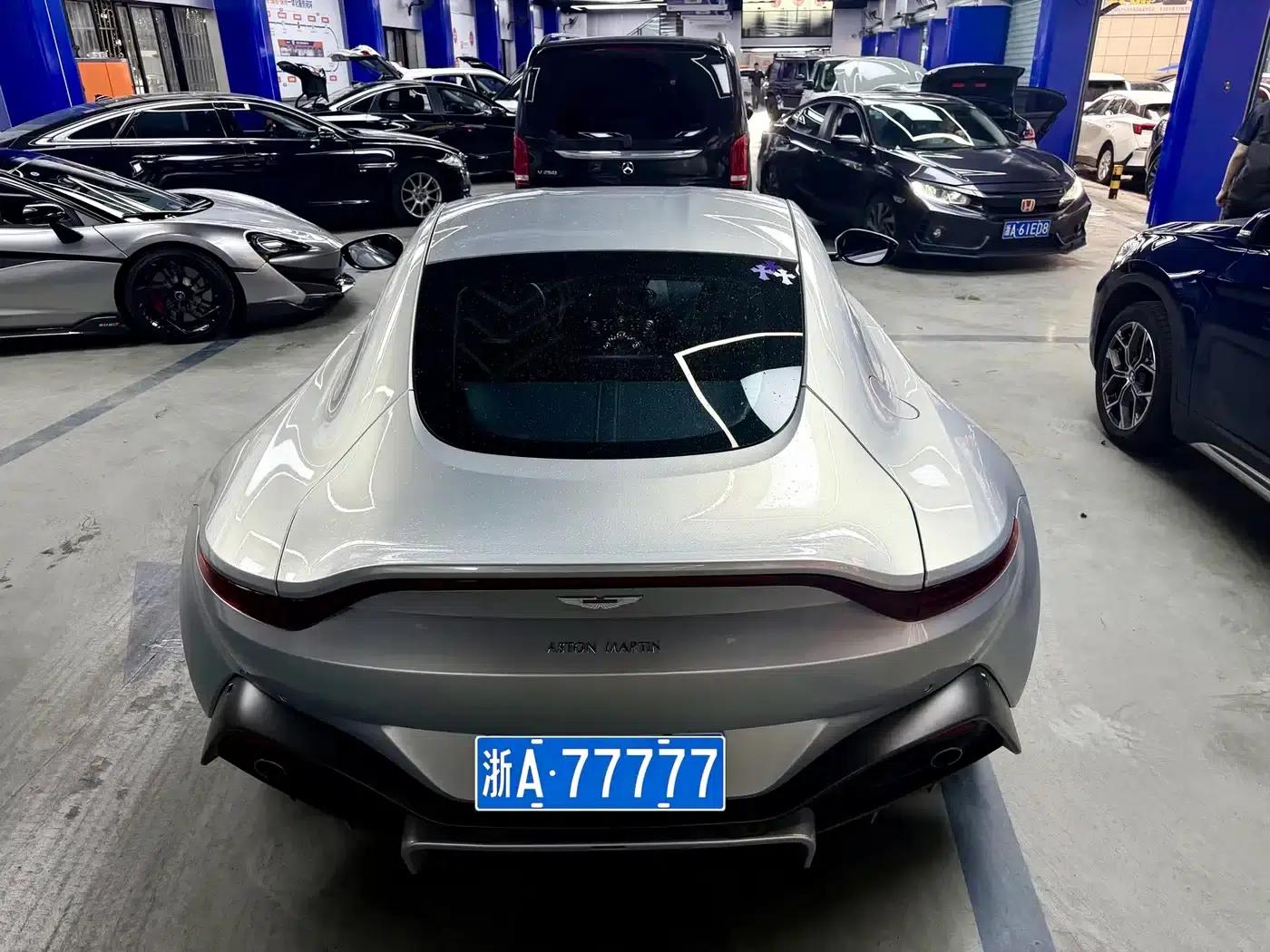 2018 V8 Vantage 4.0T V8 Coupe — миниатюра 5
