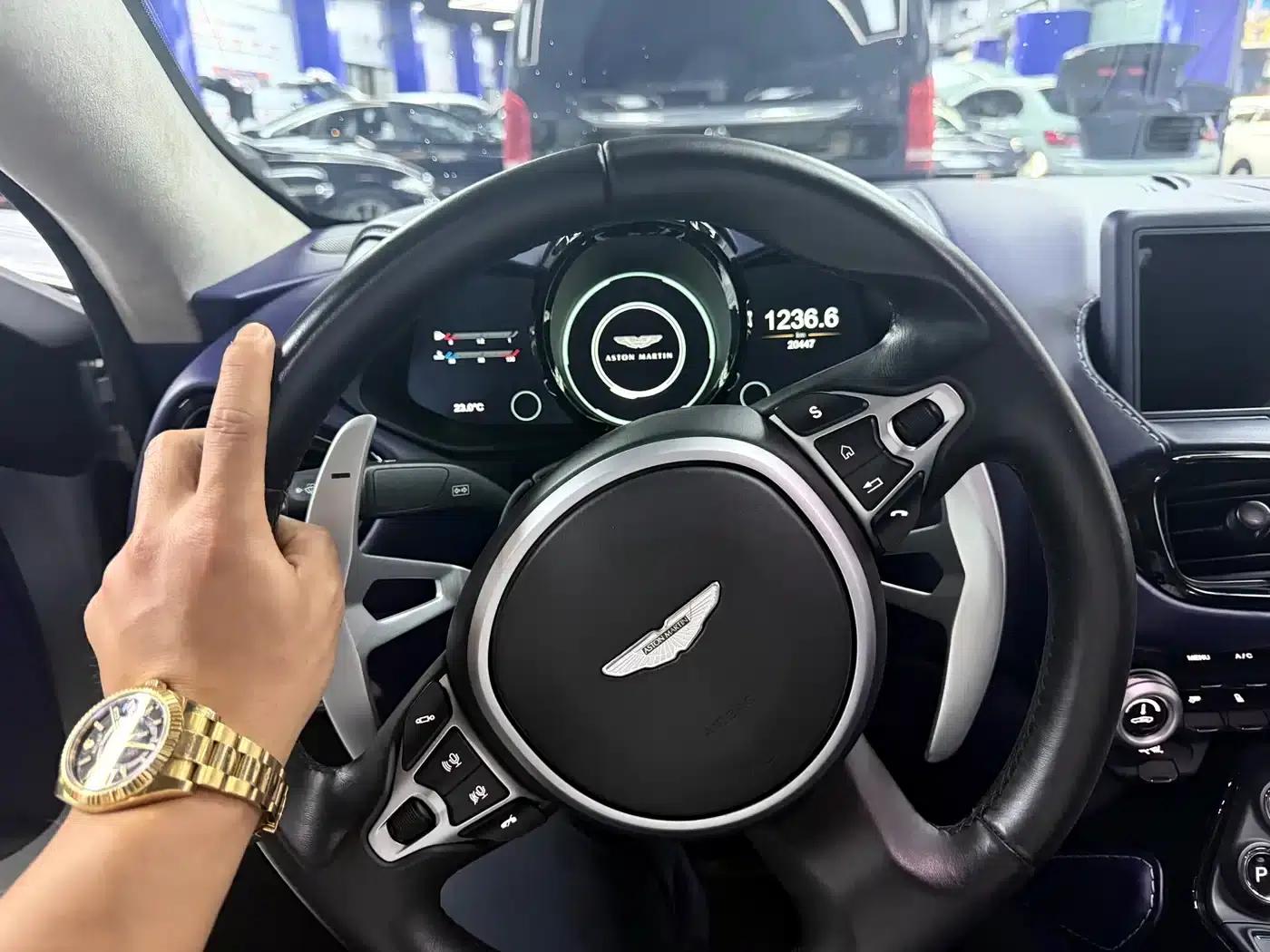 2018 V8 Vantage 4.0T V8 Coupe — миниатюра 6