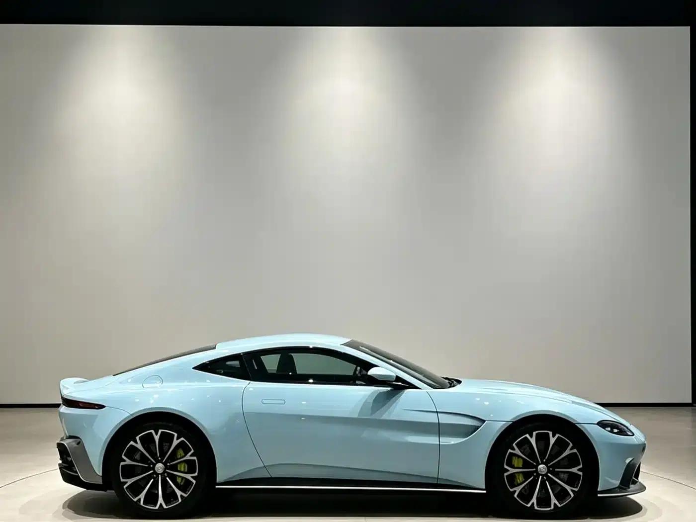2018 V8 Vantage 4.0T V8 Coupe — миниатюра 3