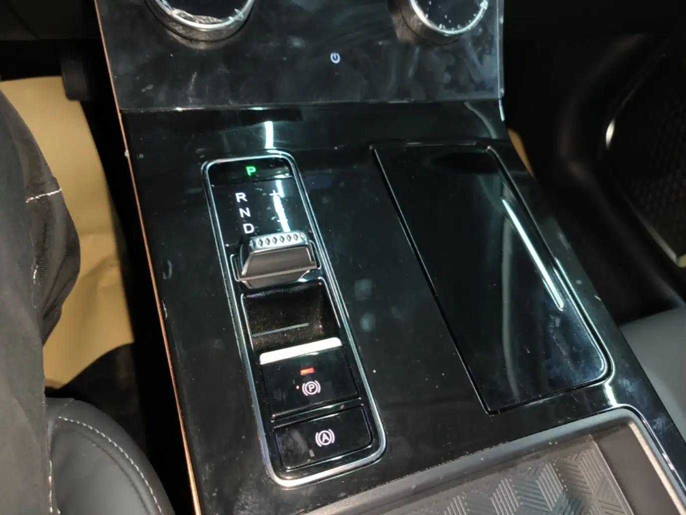 EXEED Zhuifeng C-DM 2022 1.5 TCI-DHT 105 km "Chengfeng Qi" Edition — миниатюра 17