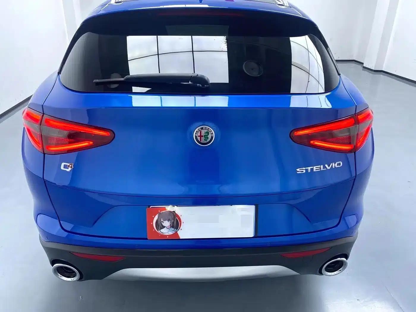 2019 Stelvio 2.0T 280HP Luxury Edition — миниатюра 7