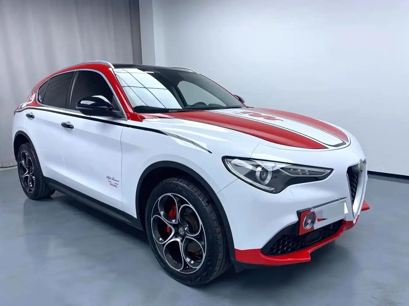 2021 Stelvio 2.0T 280HP Luxury Edition — миниатюра 2