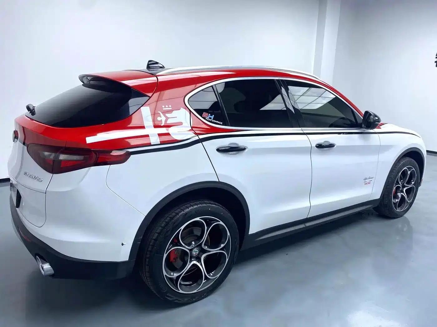 2021 Stelvio 2.0T 280HP Luxury Edition — миниатюра 6