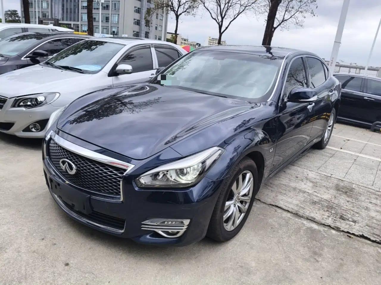 Infiniti Q70 2015 Q70L 2.5L Elite Edition — миниатюра 1