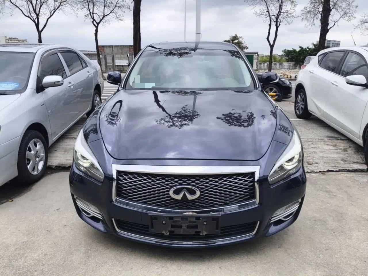 Infiniti Q70 2015 Q70L 2.5L Elite Edition — миниатюра 2