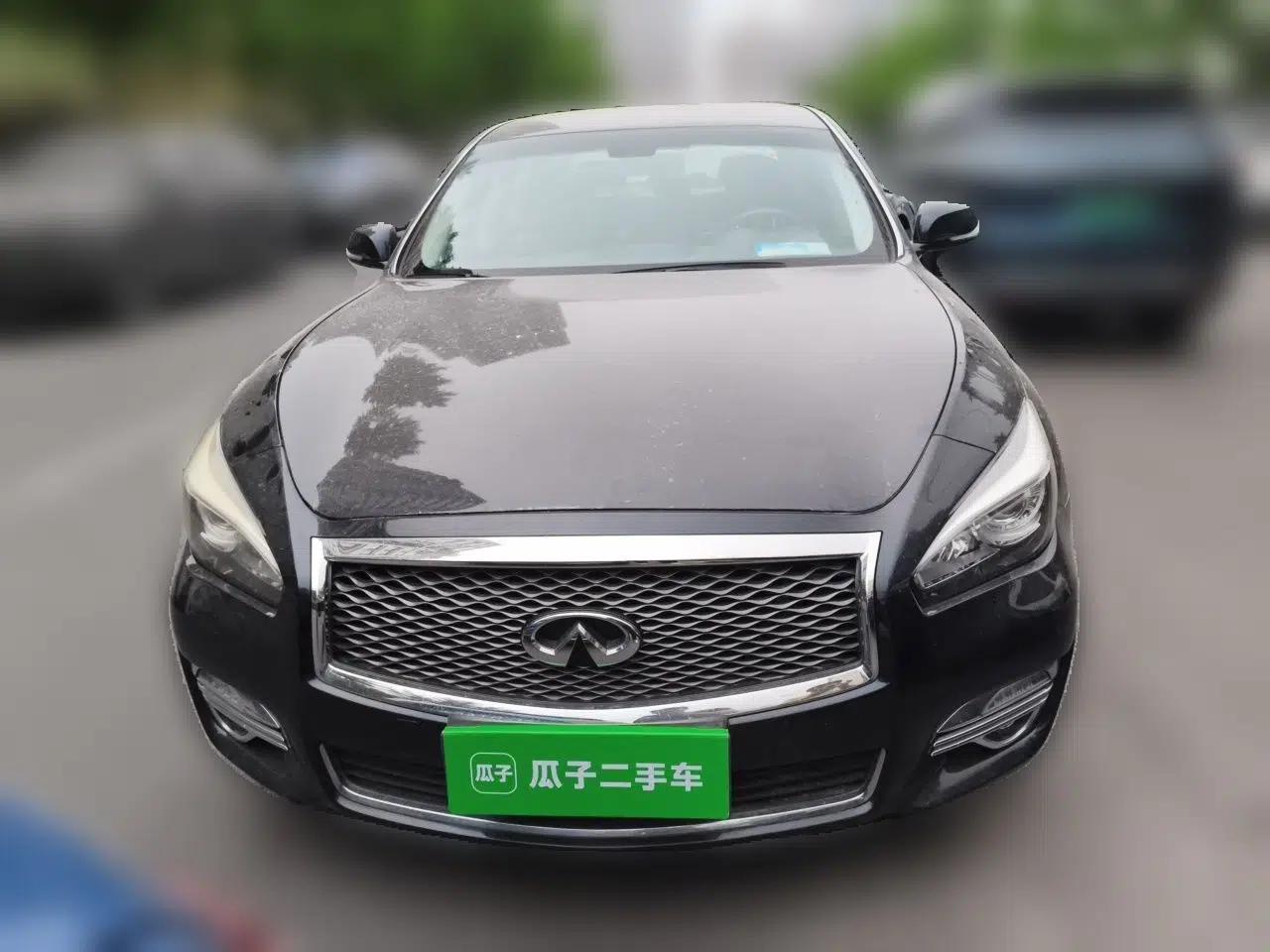 Infiniti Q70 2017 Q70L 2.5L Elite Edition — миниатюра 2
