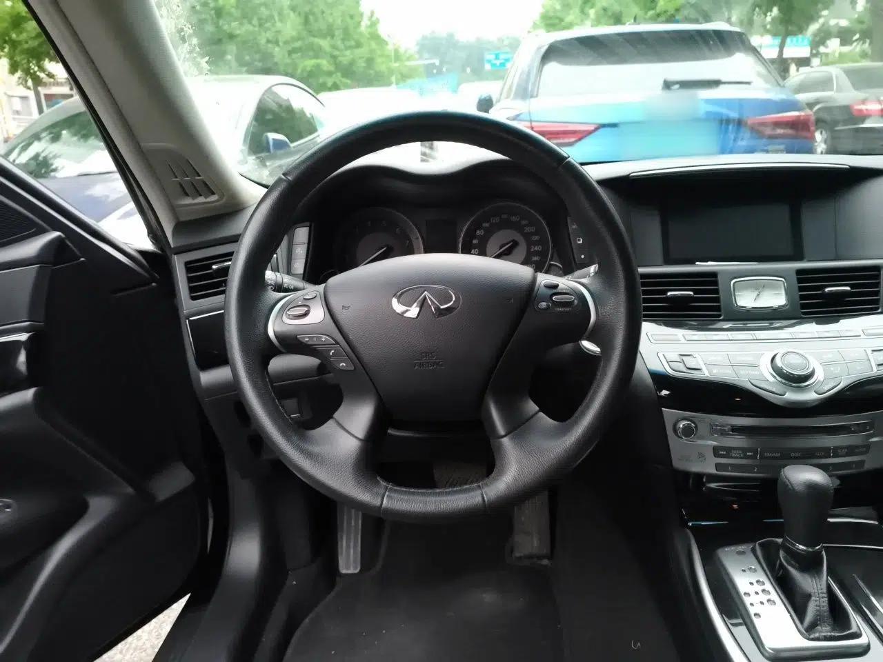 Infiniti Q70 2017 Q70L 2.5L Elite Edition — миниатюра 11