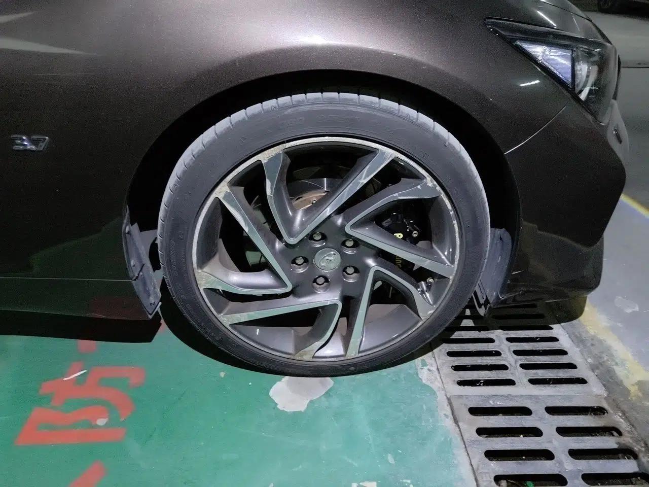 Infiniti Q50 2014 3.7L Luxury Edition — миниатюра 8